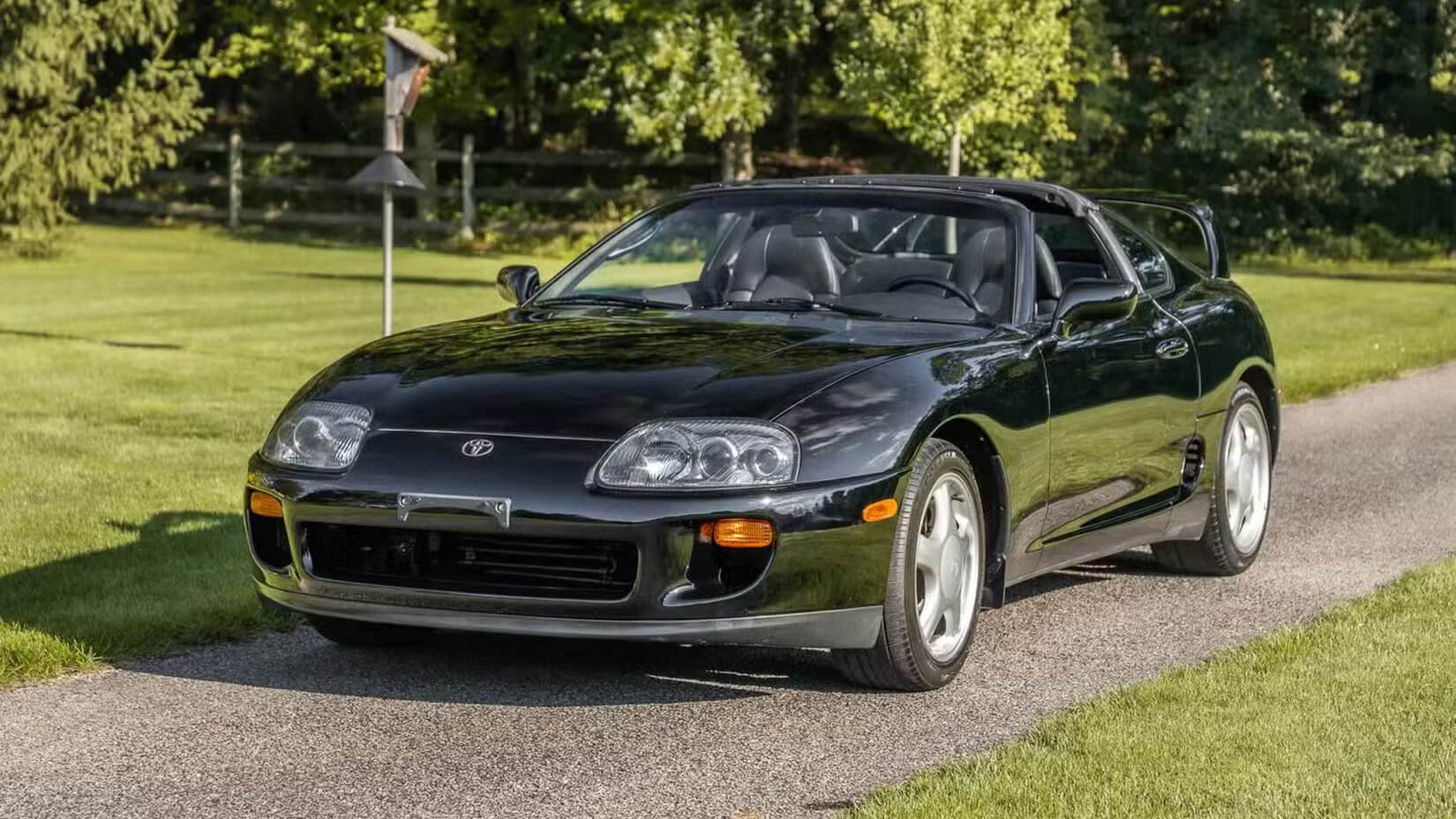 Toyota Supra A80 Front Three Quarter